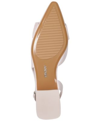 Women's Clemma Pointed Toe Flats