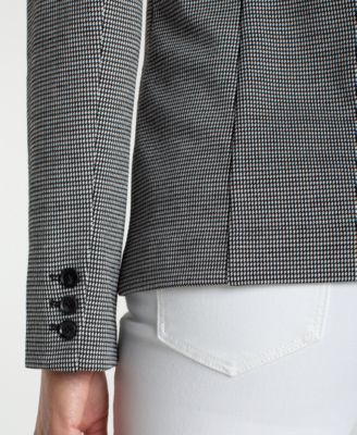 Petite Notch Collar Fitted Blazer