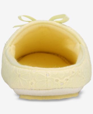 Women's Eyelet Round-Toe Slippers