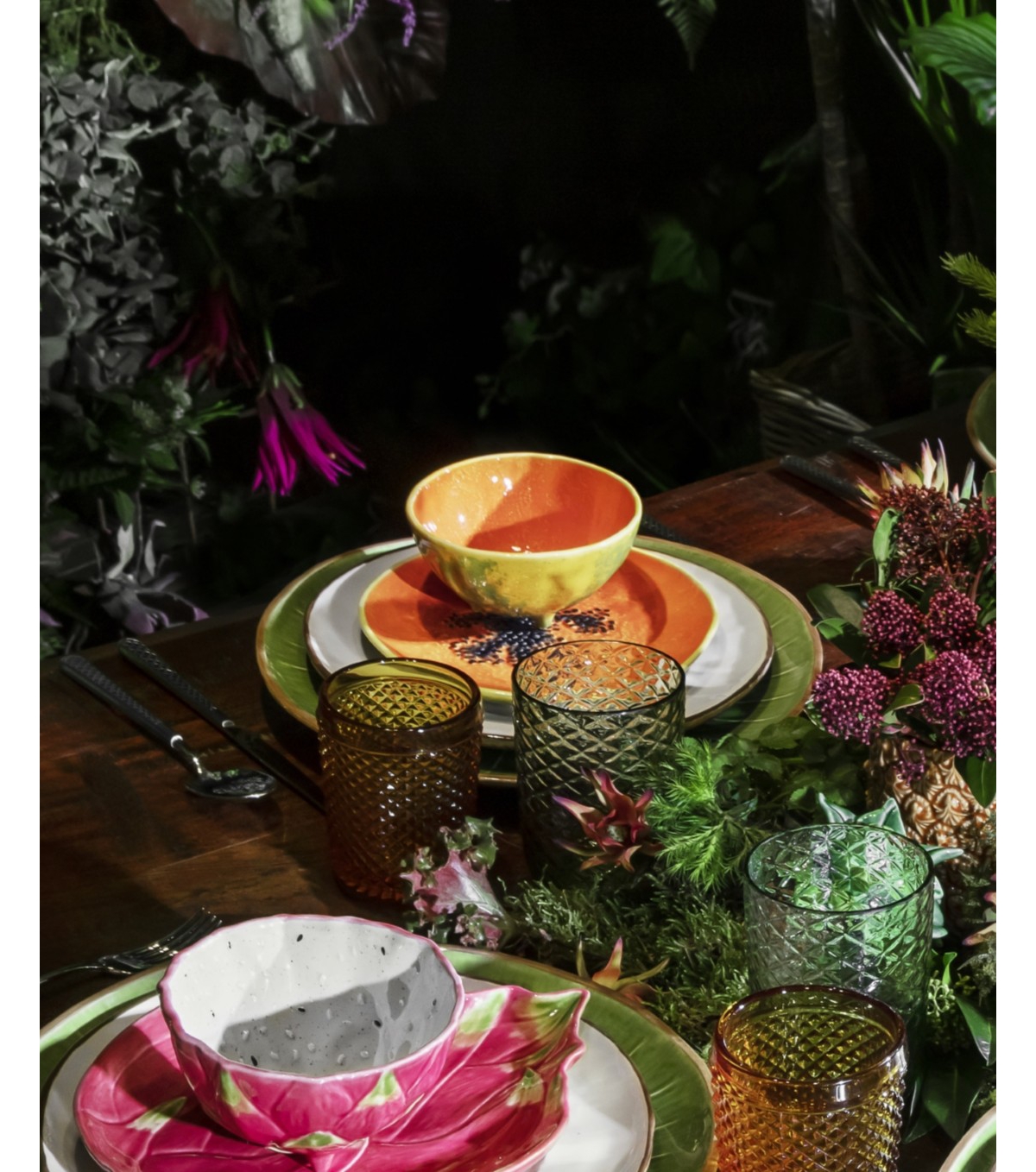 Bordallo Pinheiro Tropical Fruits Papaya Platter