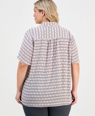 Plus Size Printed Short-Sleeve Button-Front Shirt