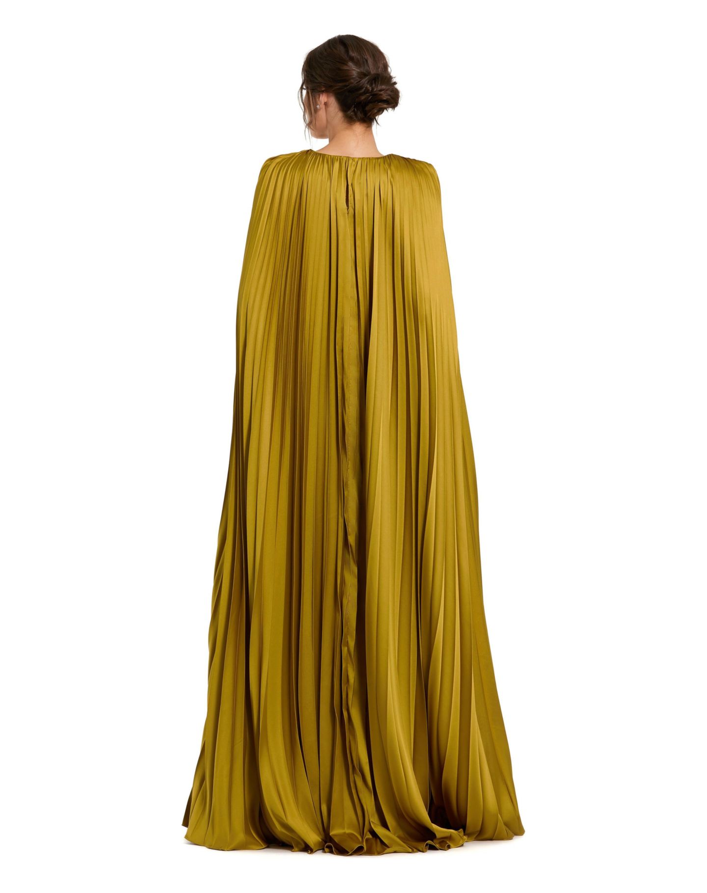 Женские платья Mac Duggal Petite Pleated Charmeuse V Neck Gown With Cape, цвет: Шартрез — фото 2