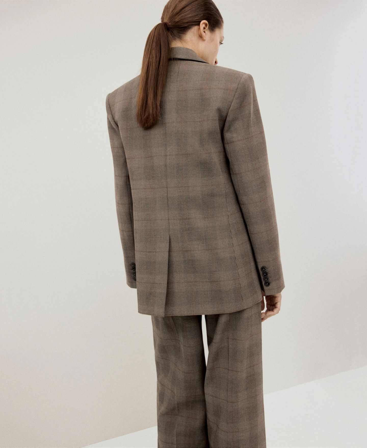 Женский пиджак MANGO Check Suit Blazer, цвет: Коричневый — фото 4