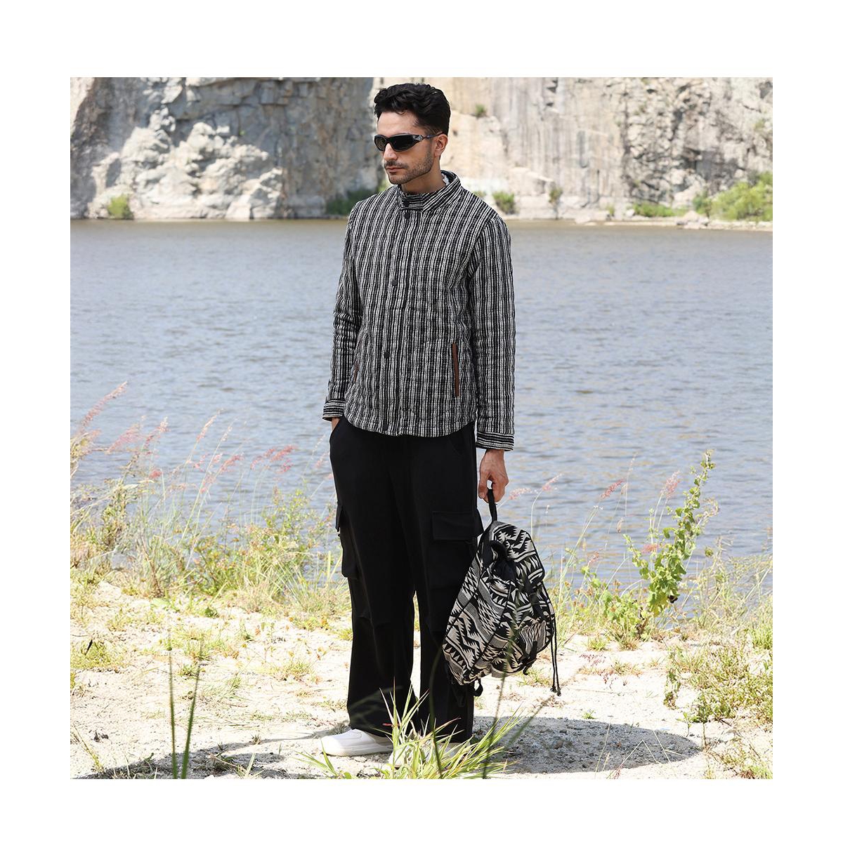 Campus Sutra Men's Midnight Black Woven-Striped Quilted Jacket