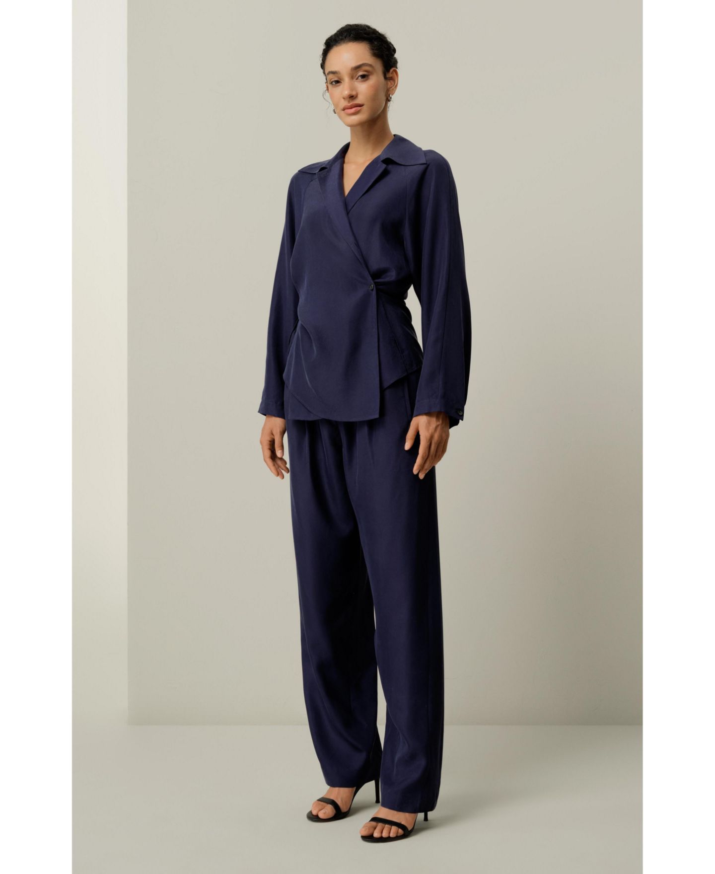 Женская рубашка LILYSILK Multipositional Silk Habotai, цвет: Blueberry — фото 4