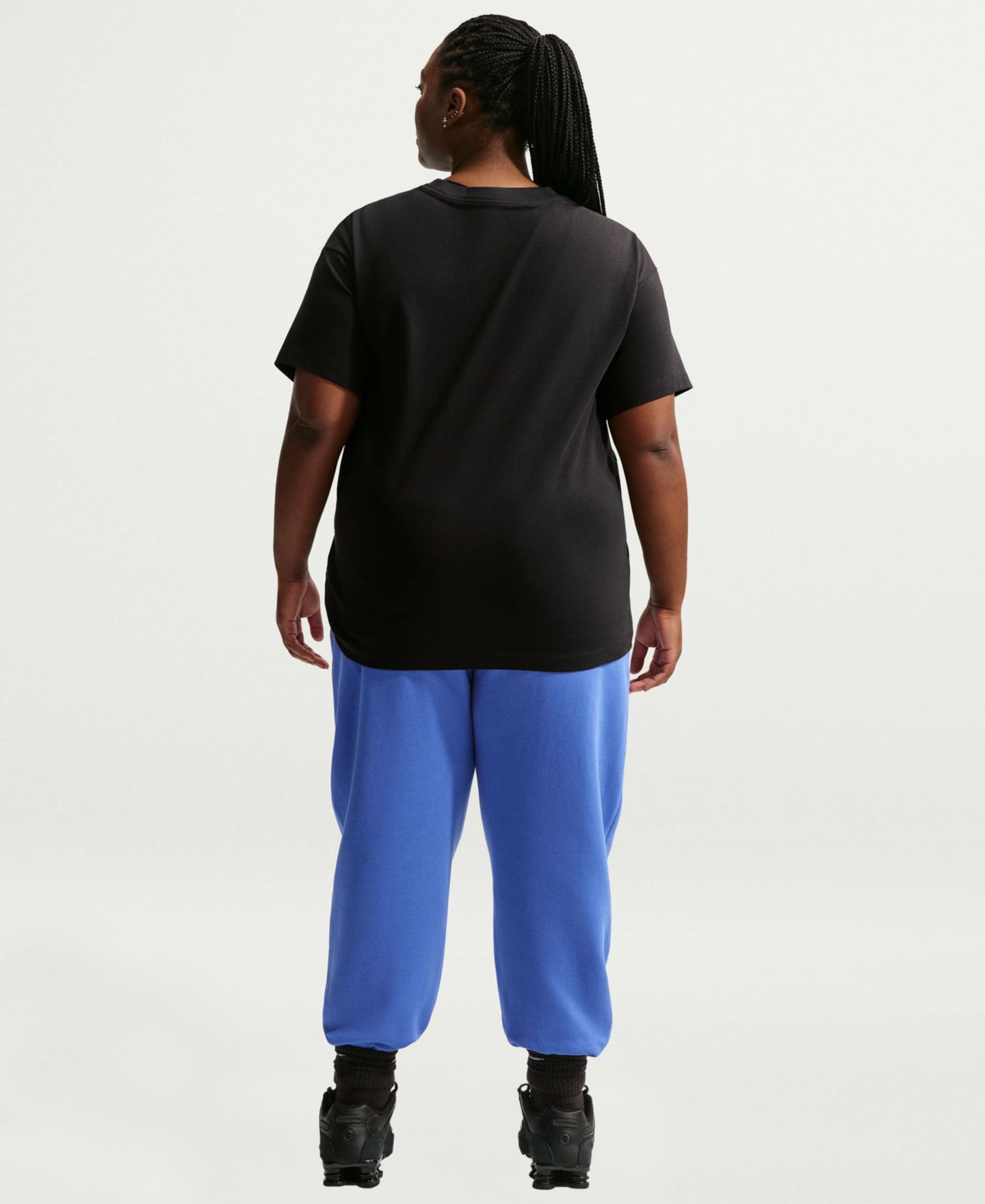 Женская футболка Nike Plus Size Sportswear Crewneck, цвет: Чёрный / Белый — фото 5