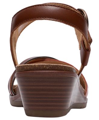 Women's Kacha Wave Round Toe Sandals