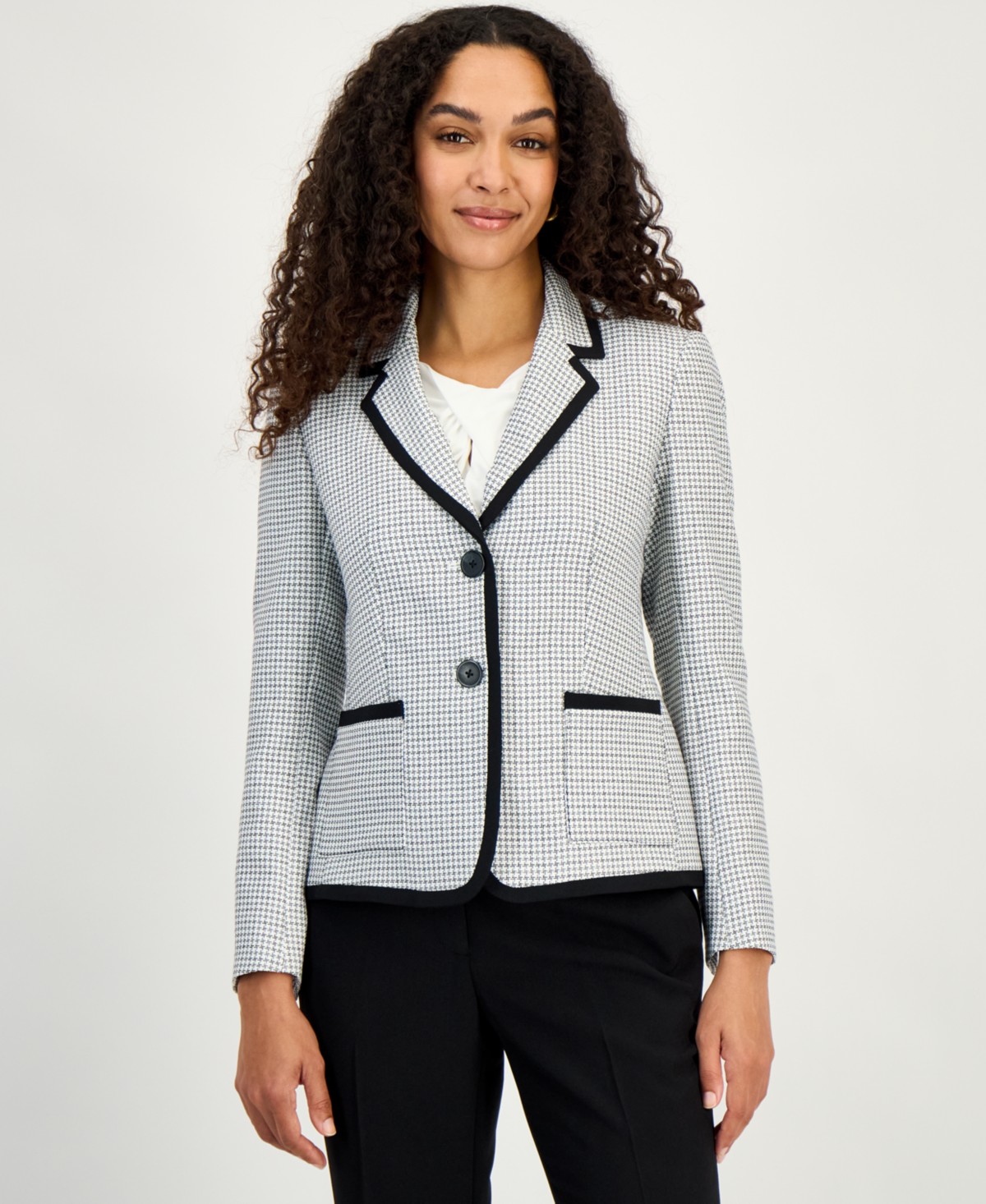 Женские Kasper Women's Framing-Trim Button-Front Blazer, Regular & Petite — фото 1