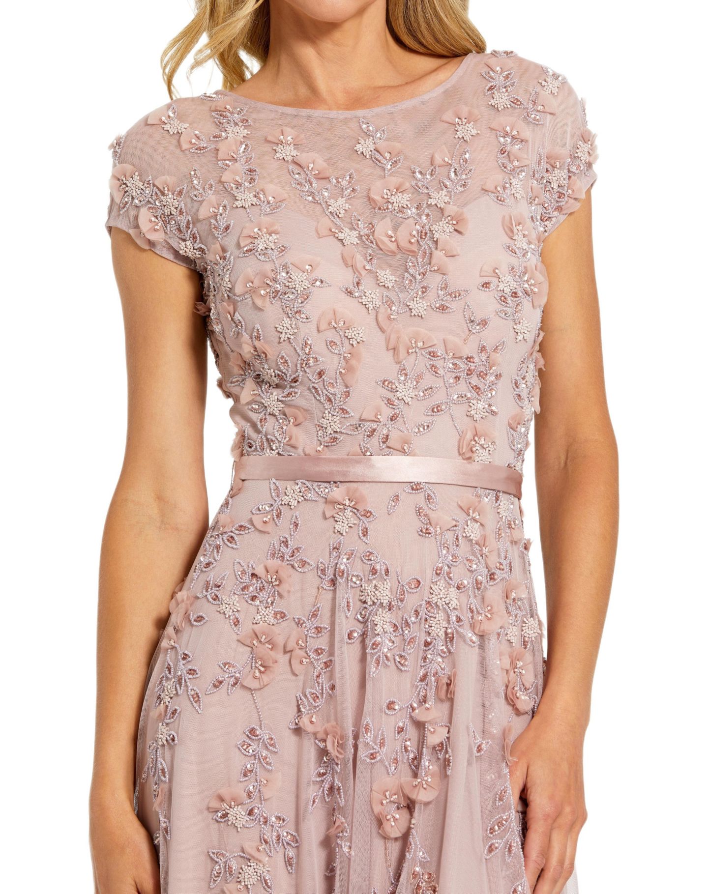 Женские платья Mac Duggal Floral Embellished Short Sleeve Mesh Gown, цвет: Мокко — фото 3