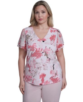 Plus Size Printed V-Neck Short-Sleeve Top