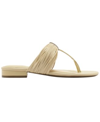 Women's Elani Round Toe Flat Sandals