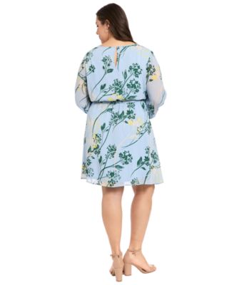 Plus Size Sheer Stripe V-Neck Dress