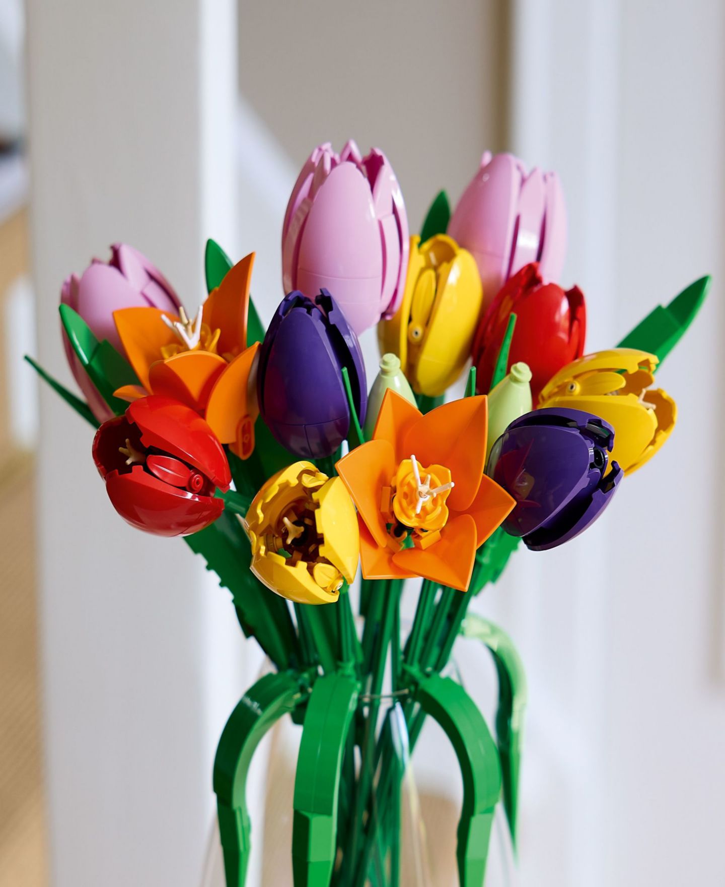 Детский конструктор LEGO® Botanicals Tulip Bouquet Flower Décor Building Kit 11501, 576 Pieces — фото 6