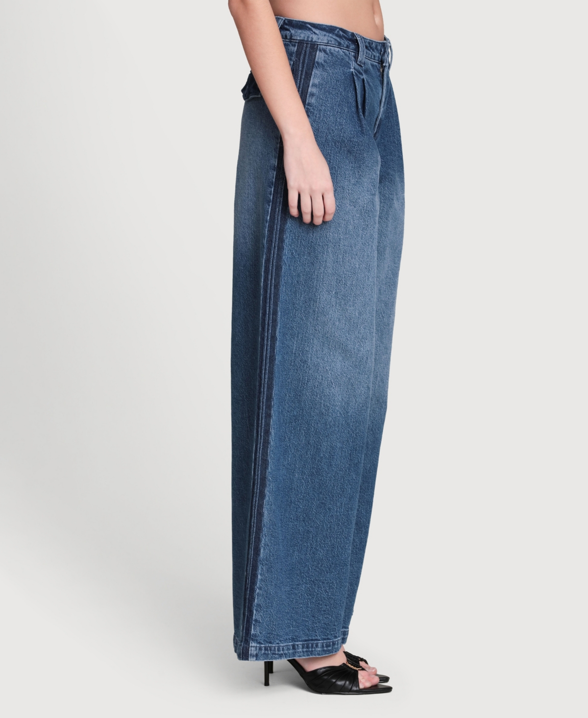 Avec Les Filles Women's Side Stripe Denim Mid Rise Pants