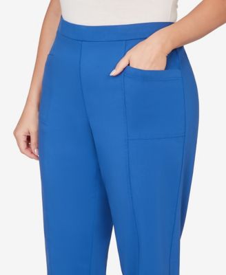 Plus Size The Royal Treatment Relaxed Flat Front Patch Pocket Capri Pants