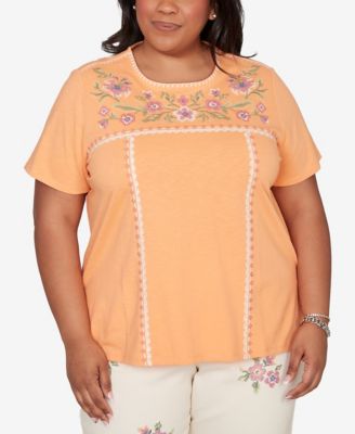 Plus Size Beachcomber Embroidered Floral Neck Short sleeve Top