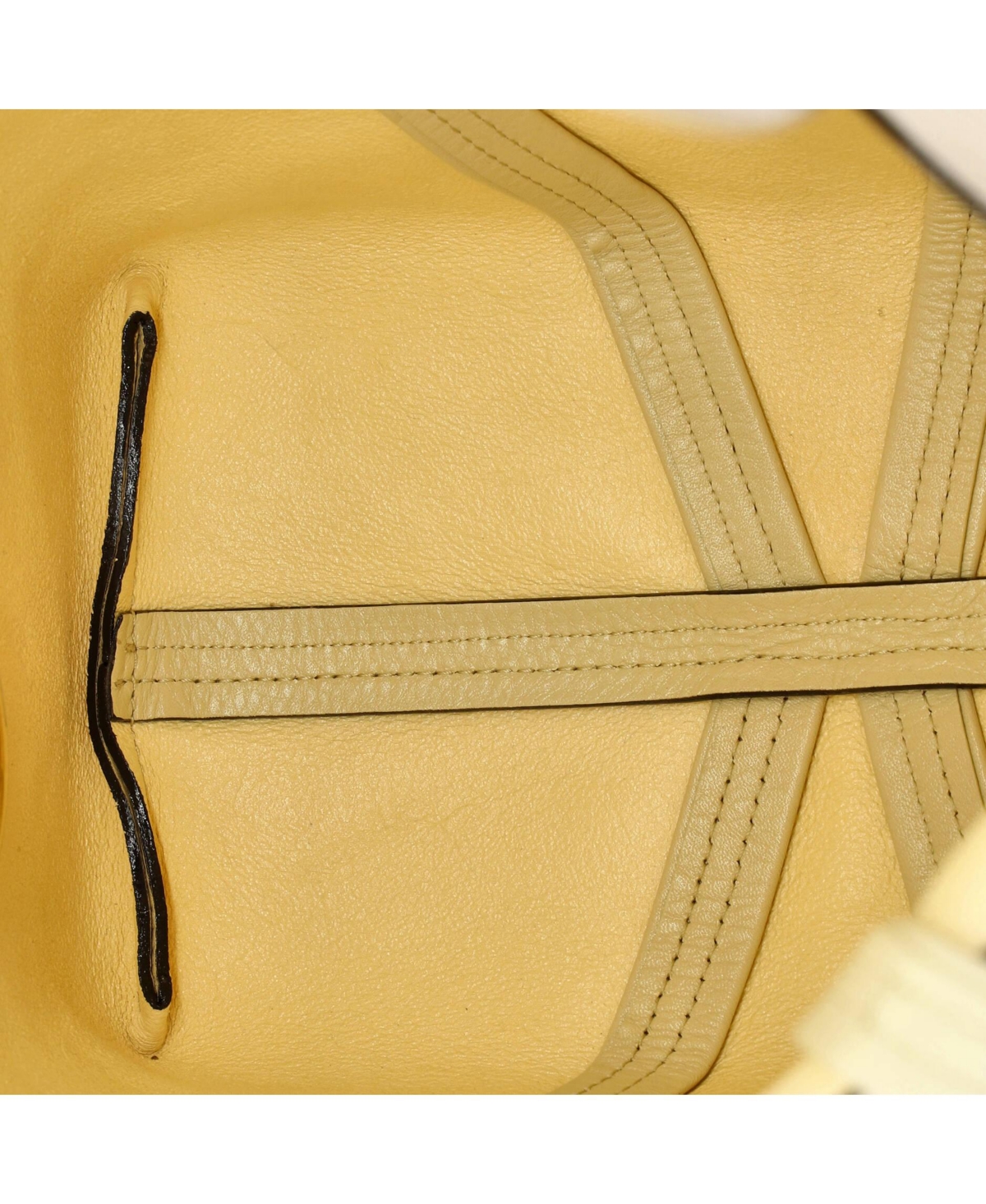 Pre-Owned Chloe Medium Spin Tote Leather