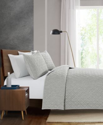 Henley Jacquard 3-Pc. Quilt Set, King