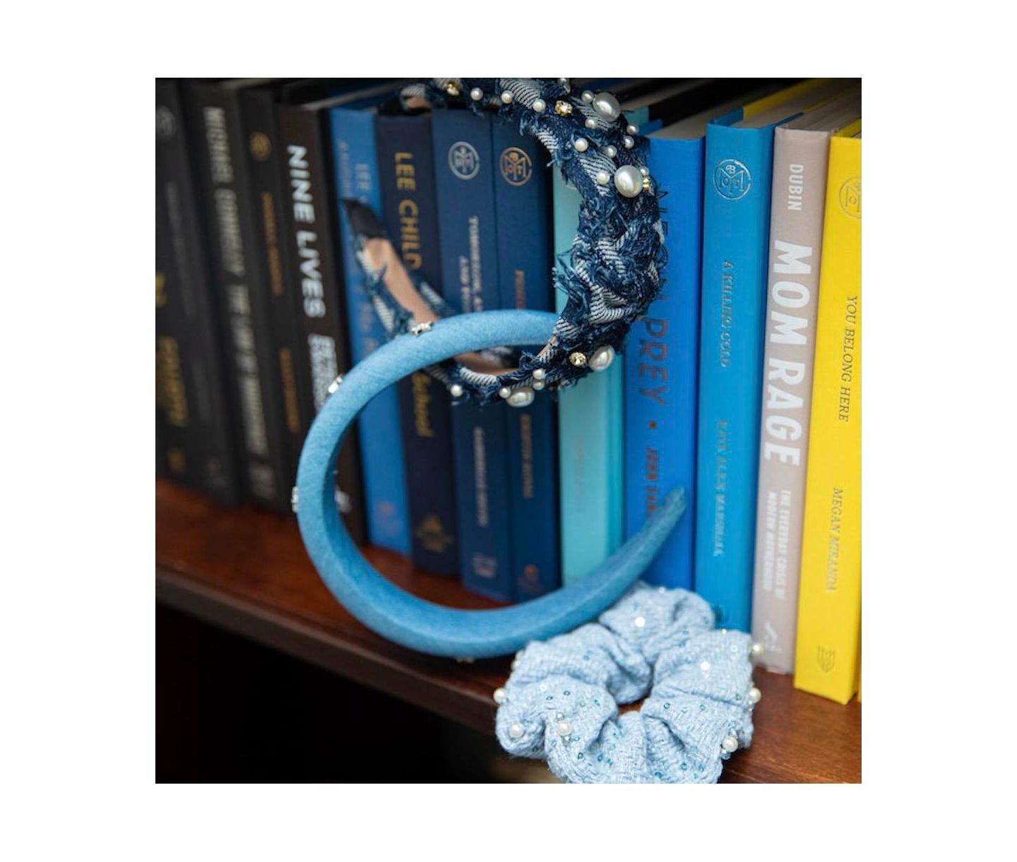 Женские аксессуары для волос Headbands of Hope Embellished Top Knot Headband - Patchwork Denim — фото 6