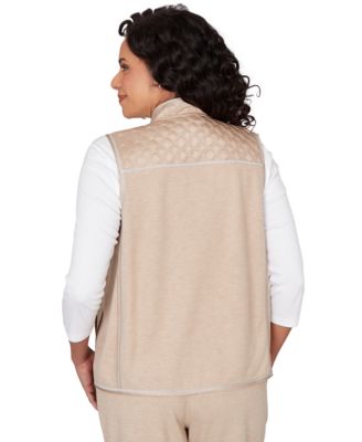 Petite Comfort and Joy Quilted Snap Front Vest