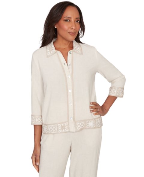 Женские куртки Alfred Dunner Petite Natural Wonder Embellished Crochet Jacket