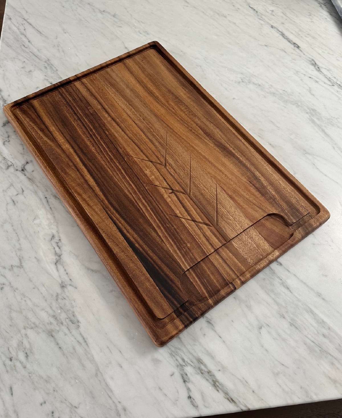 Ironwood Osterbotten 20" Rectangle Carve