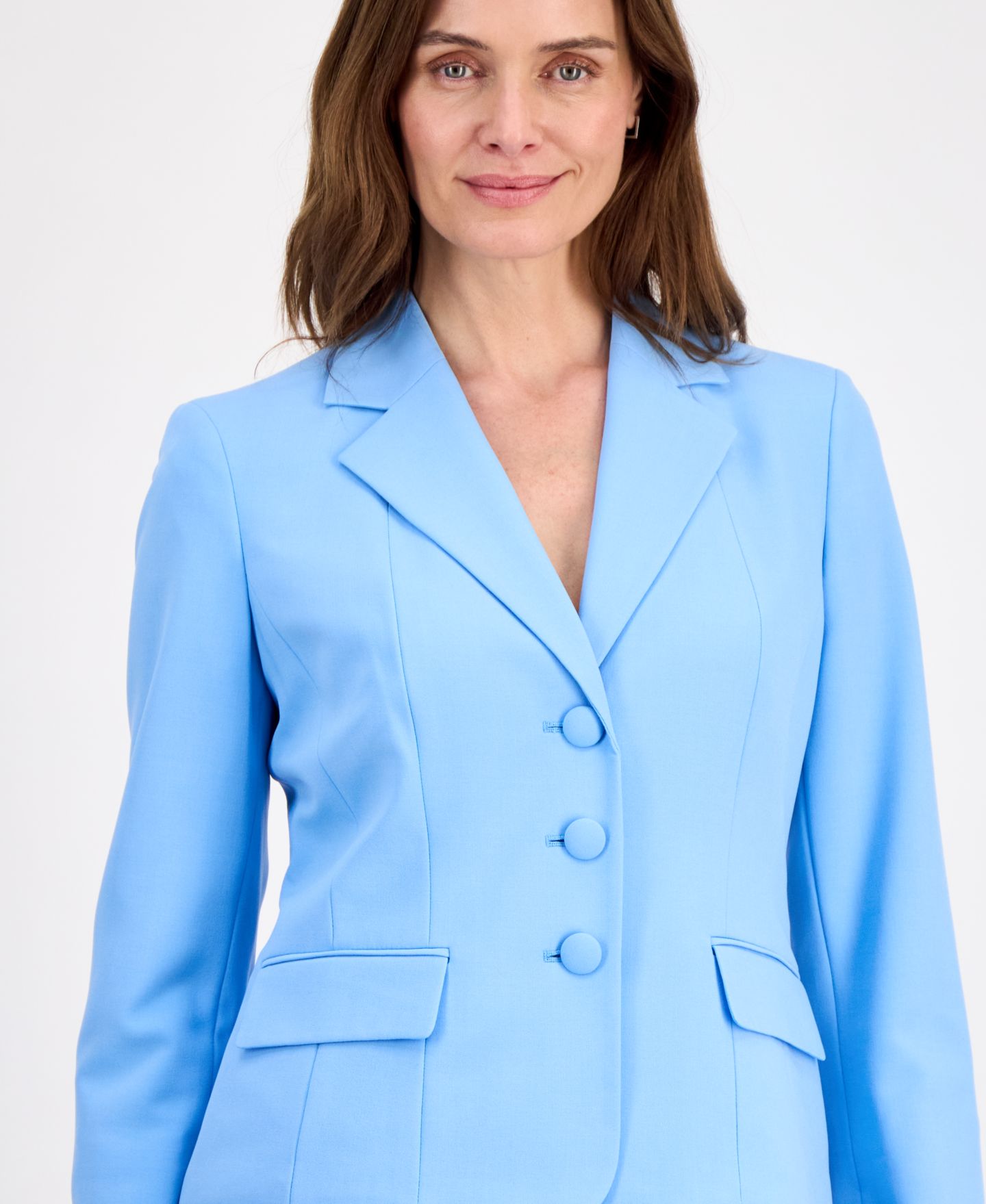 Женские юбки Le Suit Three-Button Seamed Flounce-Hem 2 Piece Skirt Suit, цвет: Прозрачный небесно-голубой — фото 3