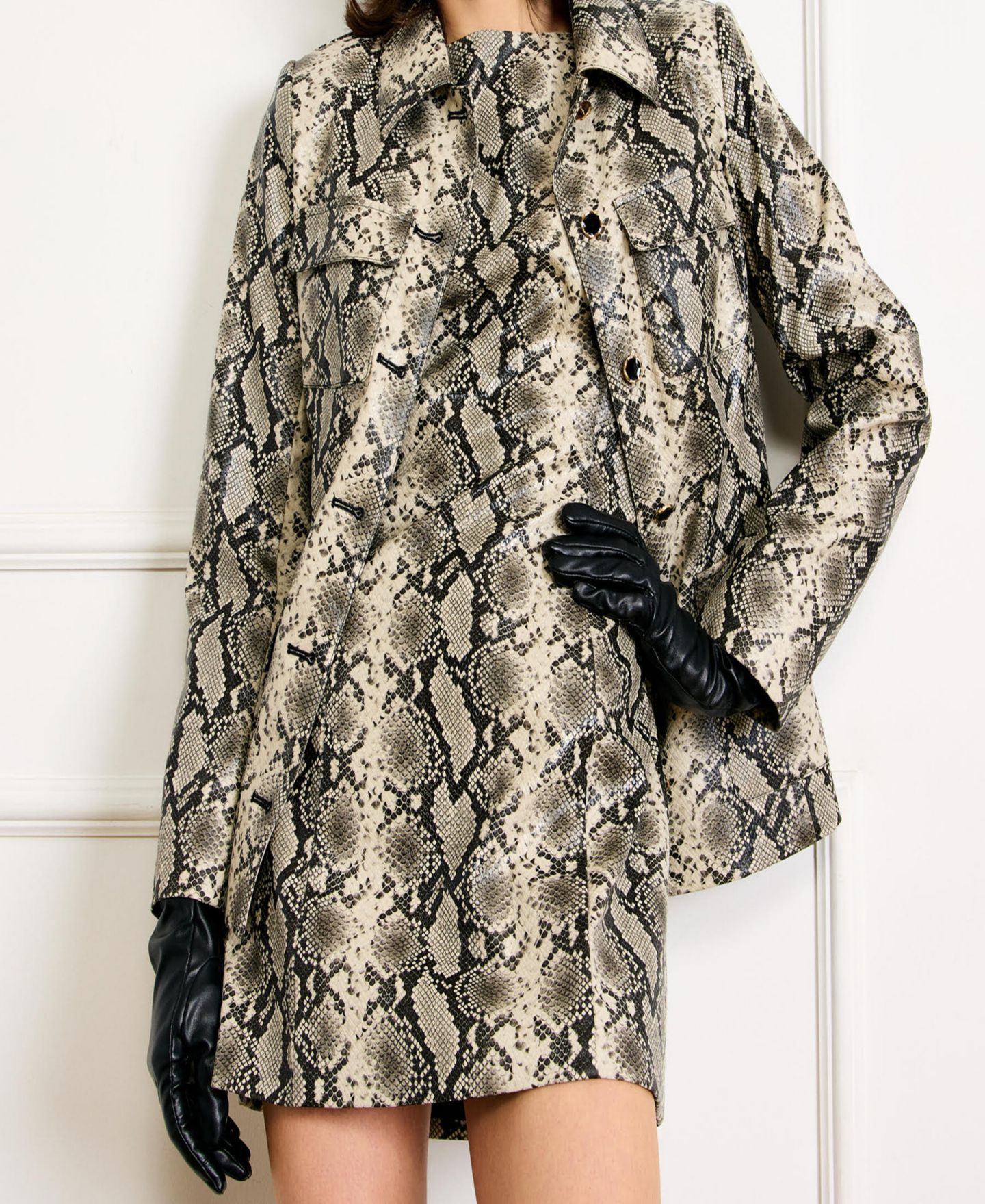 Женская куртка Line & Dot Python Print Side Pocket — фото 1