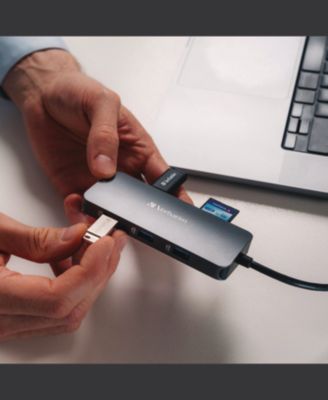 32152 9 Port USB-C Pro Multiport Hub - Gray