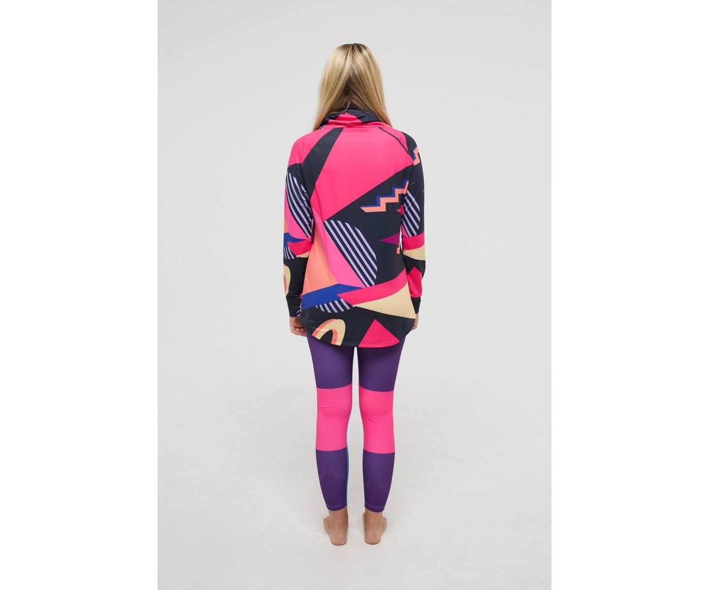 Женский топ OOSC High Neck Baselayer Top Hotstepper, цвет: Colorful Geometric Pattern — фото 5