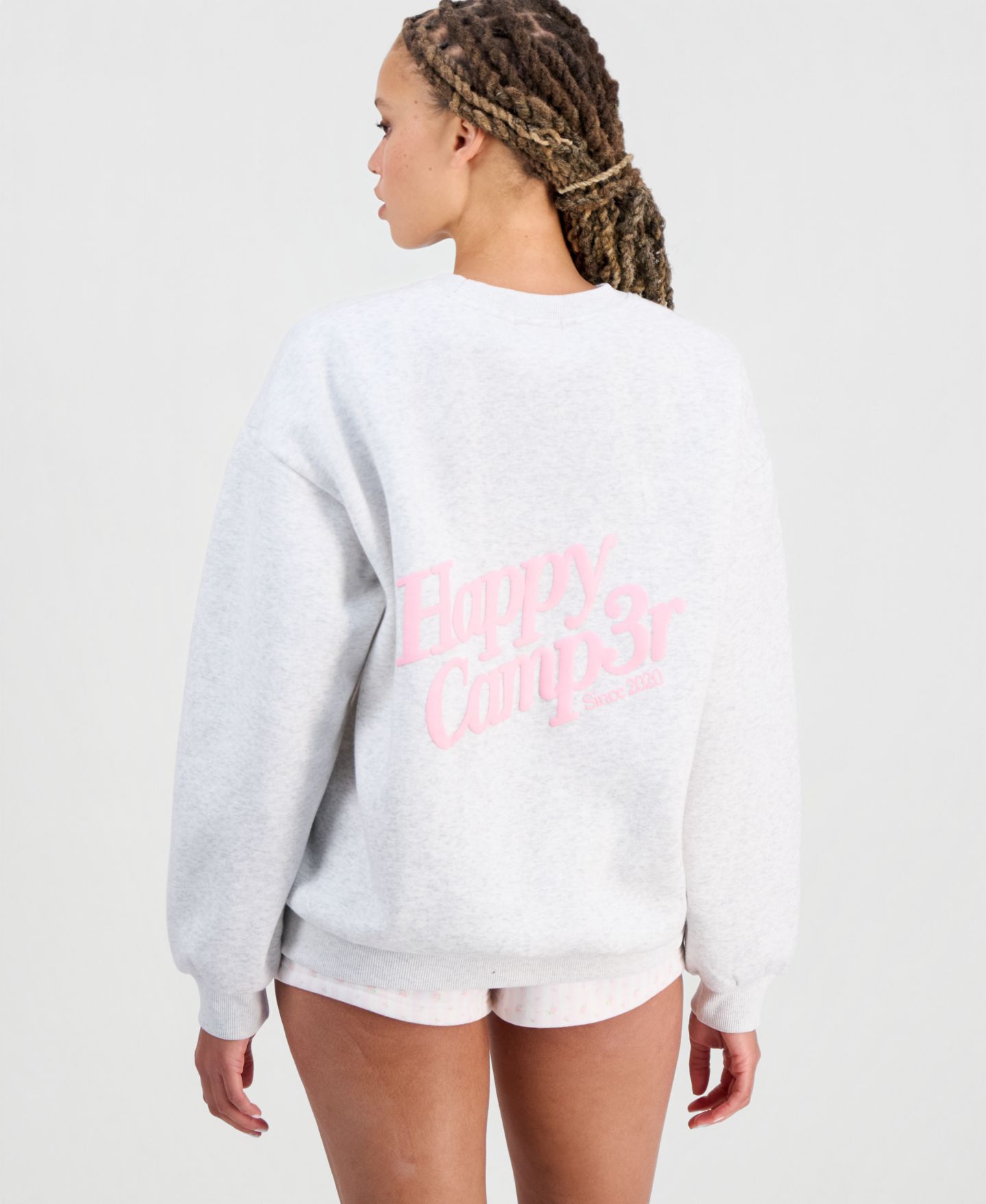 Женский свитшот The Happy Camp3r Juniors' Senior Embroidered Crewneck, цвет: Меланжевый серый — фото 5