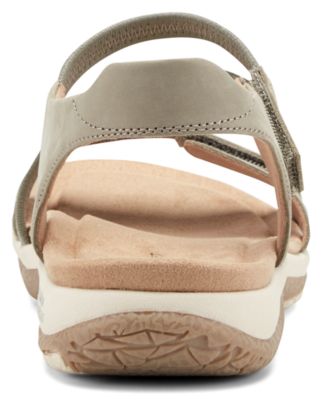 Women's Shevon Strappy Flat Round Toe Sandals