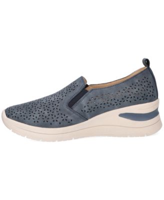 Easy Street Women's Nottingham Slip-On Sneakers