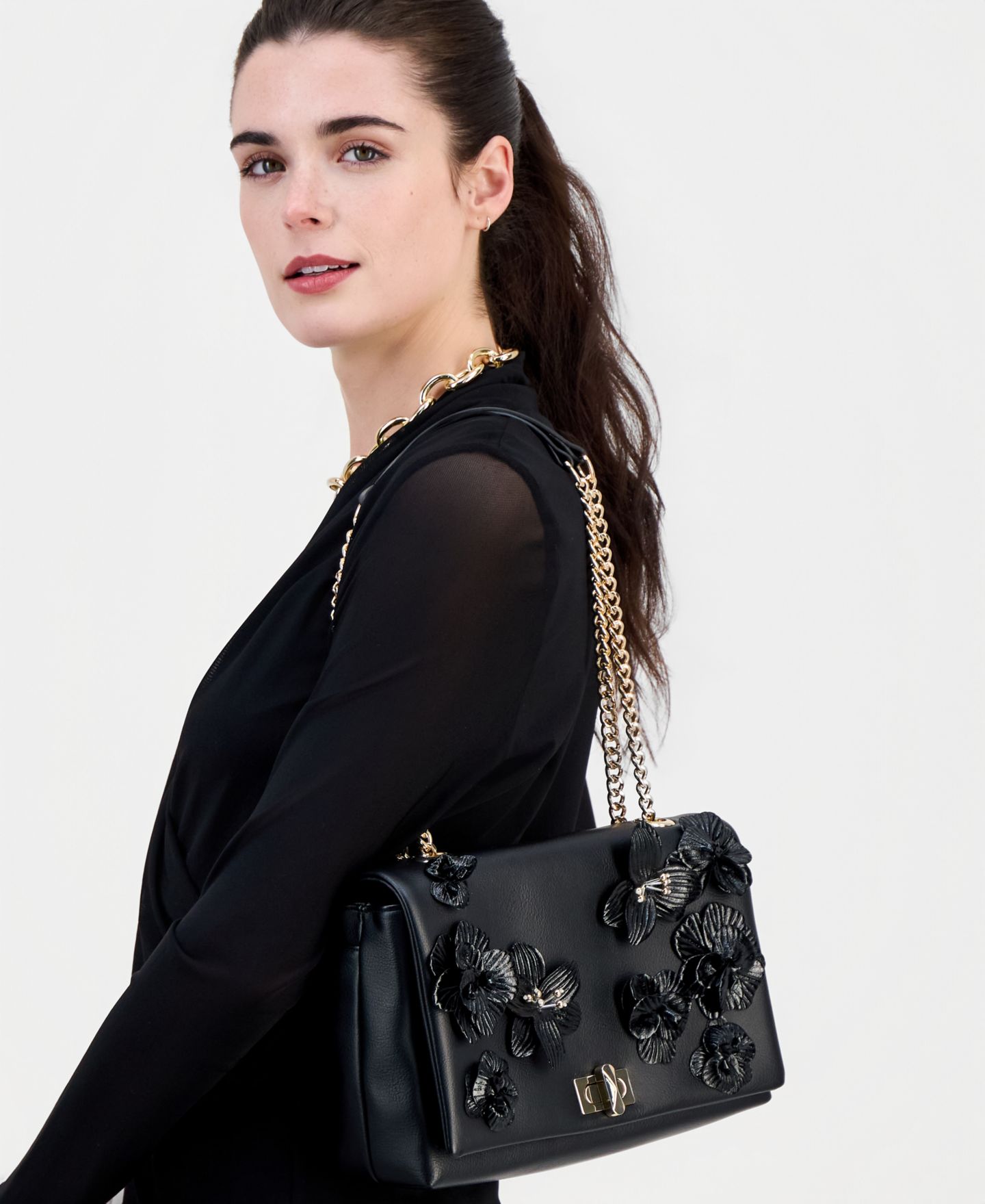 Женская сумка I.N.C. International Concepts Soft Ajae 3D Flower Shoulder, цвет: Чёрный — фото 7