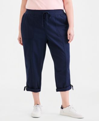 Plus Size D-Ring Cuffed Capri Pants