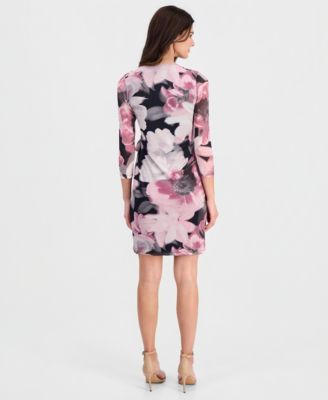 Petite V-Neck Classic Wrap Dress