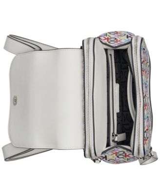 Women's Garnet Flap Backpack