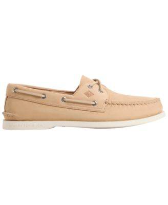 Men's Iconic Silhouette Lace-Up Boat Shoes