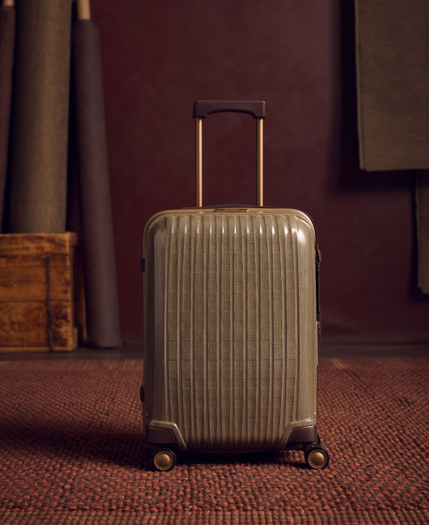 Чемодан Hartmann Tweed Curv Small Global Carry-On Spinner — фото 10