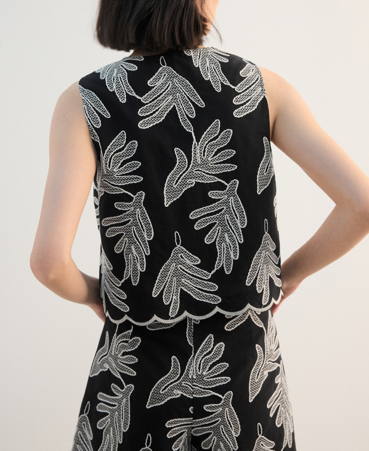 Mango Women's Bows Embroidered Vest