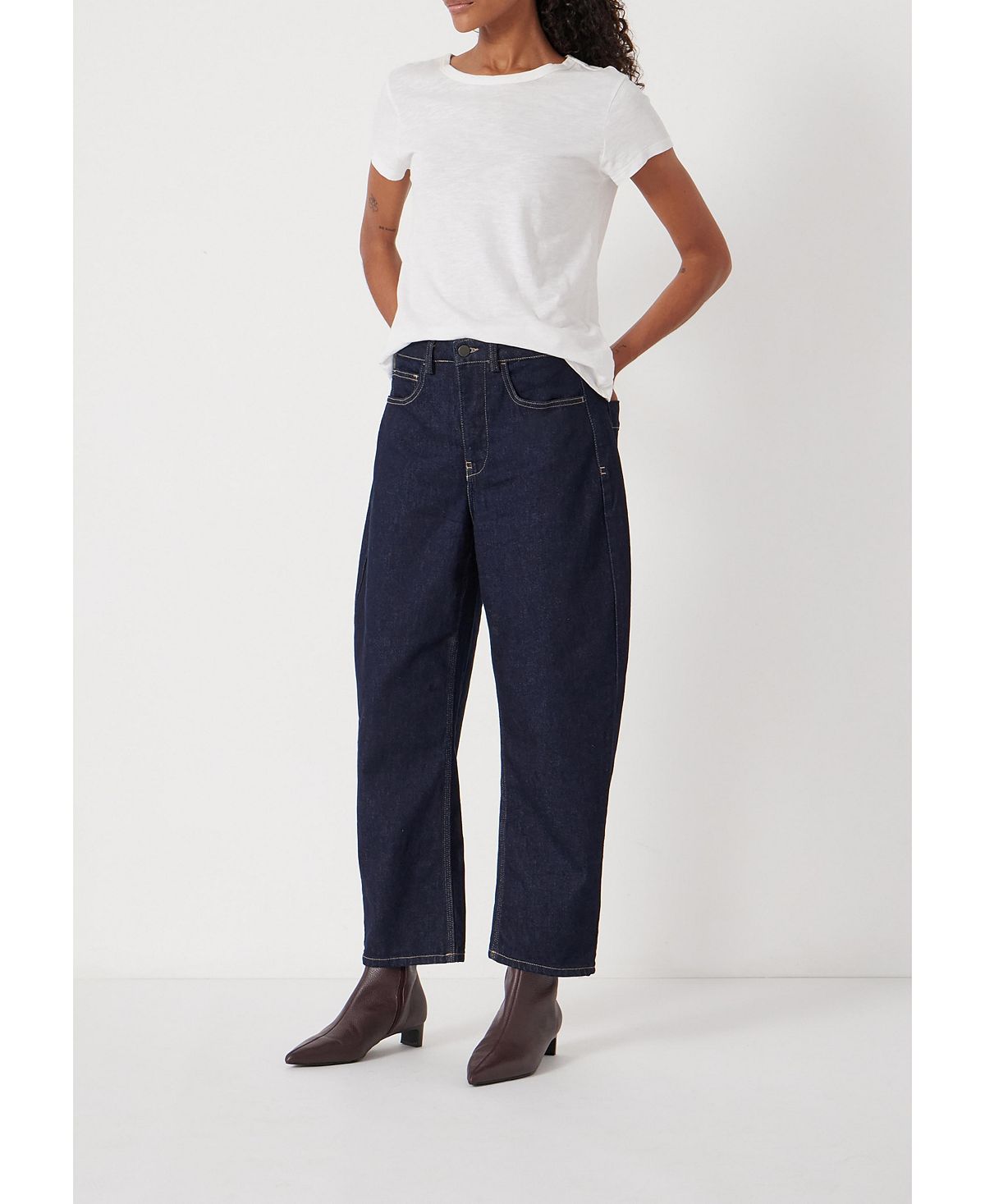 Hush Women's Cordelia Barrel Leg Jeans view 4 — MAYCSS fashion products