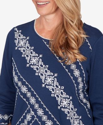 Women's  Mykonos Diagonal Scroll Embroidered Crew Neck Top