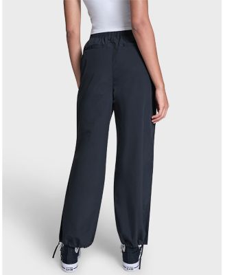 Women's Loose-Fit Tech Pants