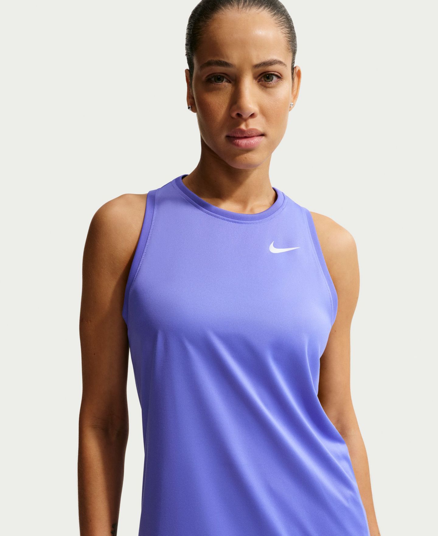 Женская тренировочная майка Nike Dri-FIT, цвет: Сапфировый / Белый — фото 2