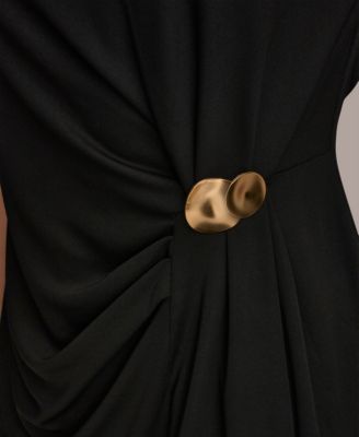 Women's V-Neck Sleeveless Top