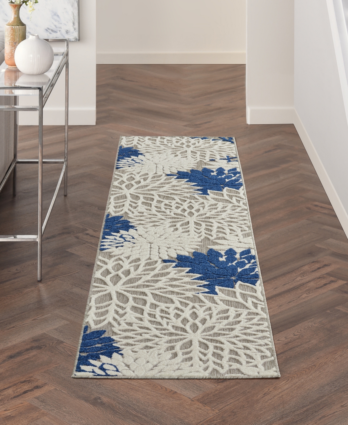 Nourison Home Aloha ALH05 Ivory and Navy 2' x 6' Runner Rug