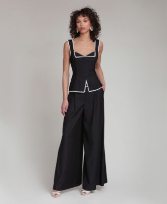 Women's Portrait Sweetheart Neck Adjustable Top