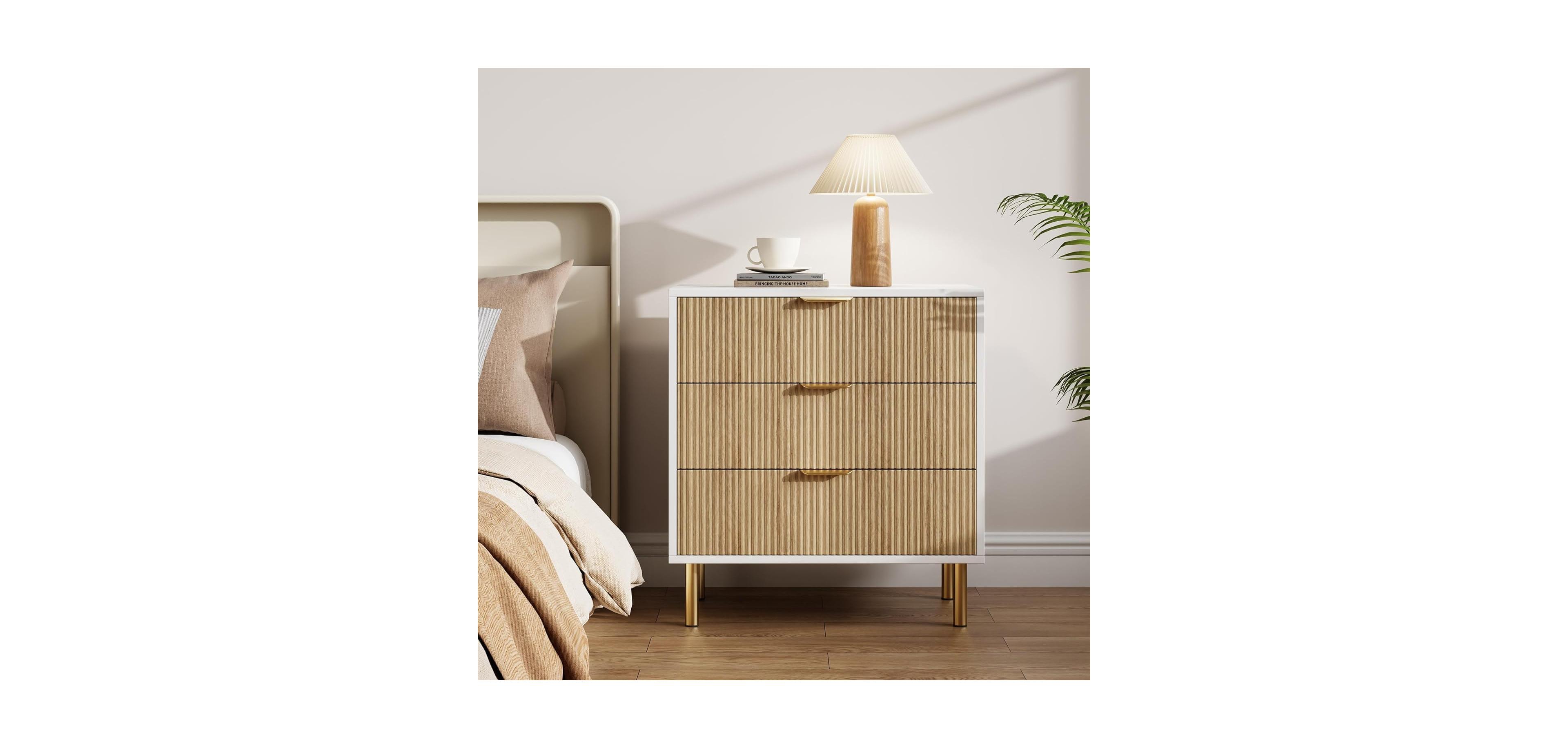 gaomon 3 Drawer Dresser for Bedroom, Large Nightstand Chest of Drawers, Modern Wood Storage Dresser Organizer with Metal Handles for Hallway
