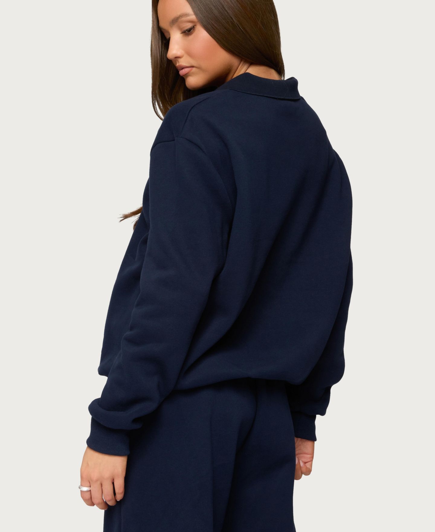 Женская толстовка Edikted Jayce Oversized Polo Sweatshirt, цвет: Тёмно-синий — фото 2