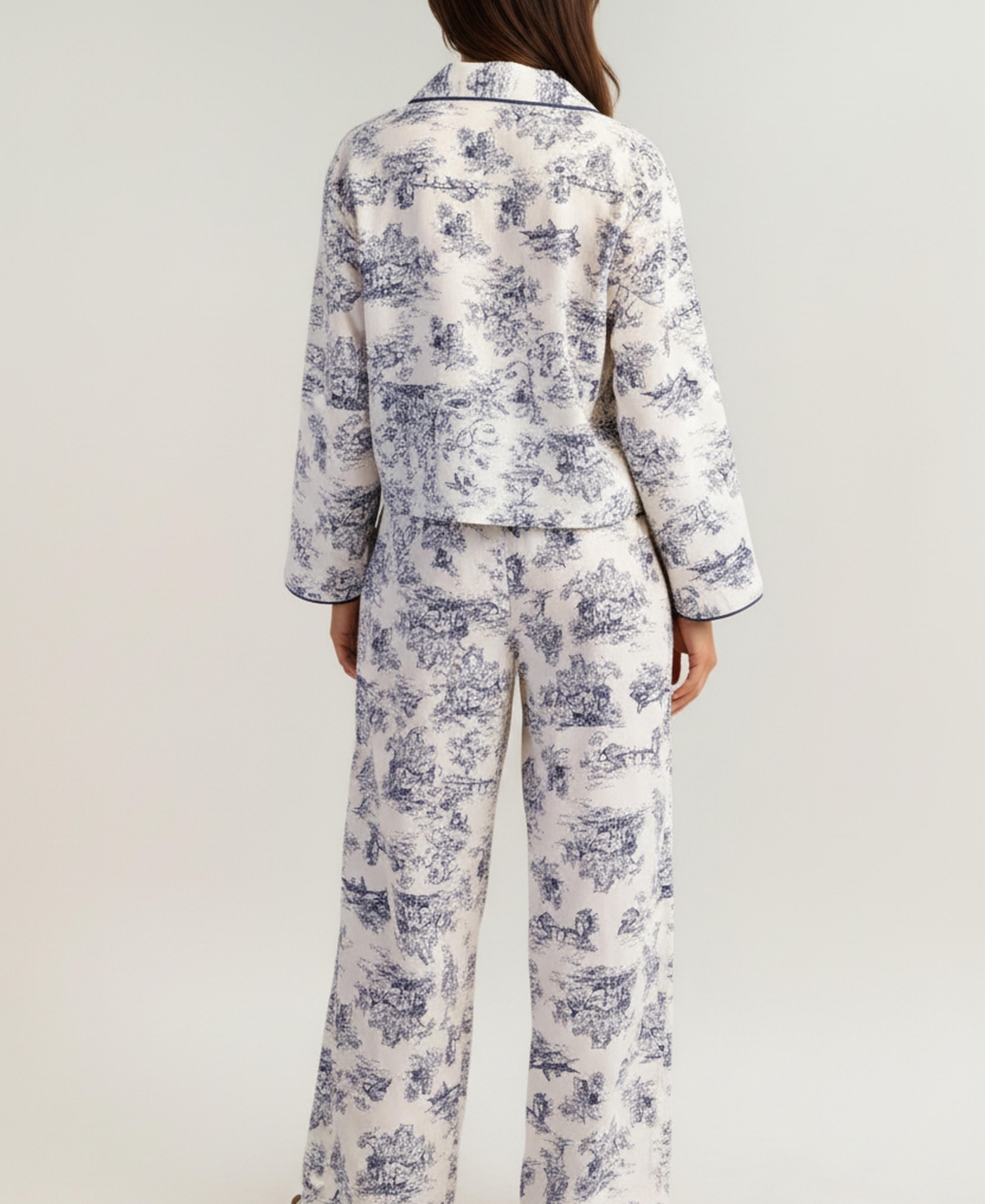 Draft - Modenaire Women's Printed Button-Up Pajama Set